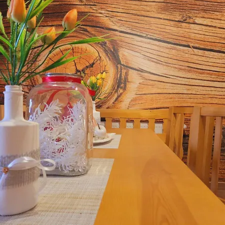 Rozsalugas Vendeghaz 3*