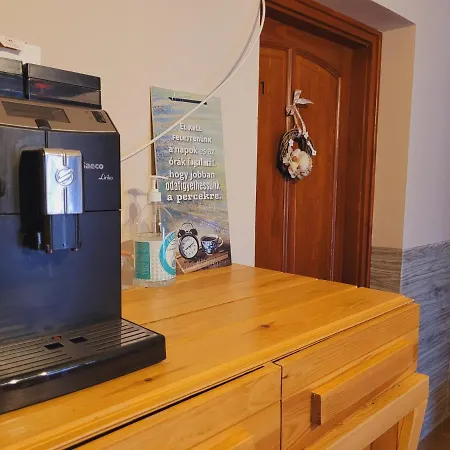 Rozsalugas Vendeghaz Pensiune 3*